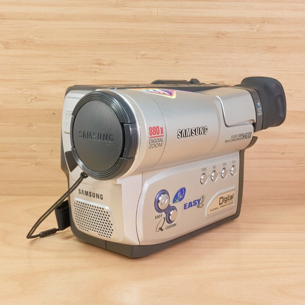 Vintage Samsung SCW87 Hi8 Camcorder / NTSC / Tested & Working